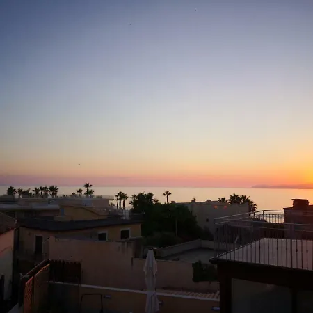 Terrazza Mare E Fiori سان ليون